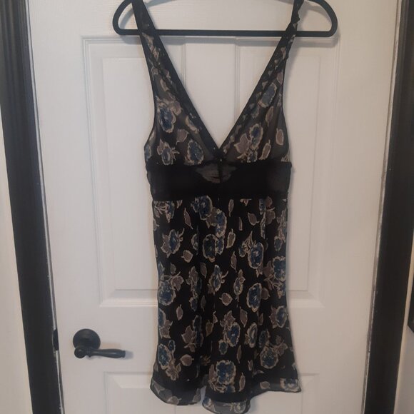 Victoria's Secret Angel Floral Romper – Channel Your Inner Goddess - Picture 1 of 4